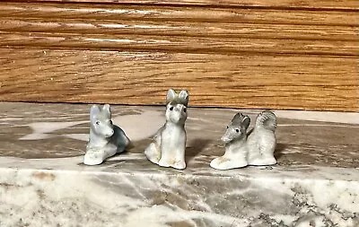 Vintage Miniature Ceramic Dogs (3) • $9