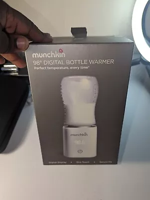 Munchkin 98° Digital Bottle Warmer (Plug-in) Fits Most Baby Bottles—BIG • $25