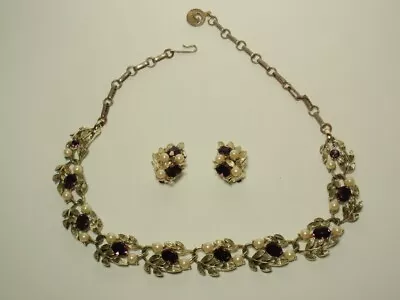 Vtg Lisner Faux Pearl & Purple Rhinestone Leaf Collar Necklace Earring Set • $36