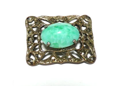 £2.45 • Buy VINTAGE Oblong Silvertone Marcasite & Oval Green Peking Glass Cabochon BROOCH