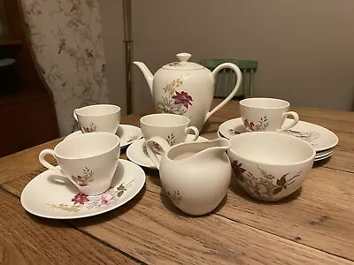 Vintage J&G Meakin Regd Sol 391413 Pattern  TEA/COFFEE SET Good Condition • £24.99