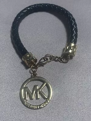 Michael Kors Bracelet • $18