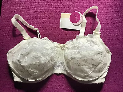 AMOENA BRA (Tamara SB) :  Soft Cup No Underwire  - Brand New -   • $9.99