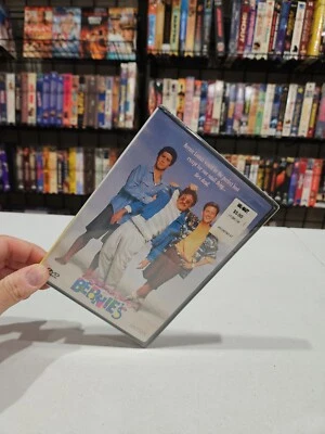 $7.49 • Buy Weekend At Bernies (Brand NEW Sealed DVD) 🇺🇲 BUY 2 GET 1 FREE 🌎 