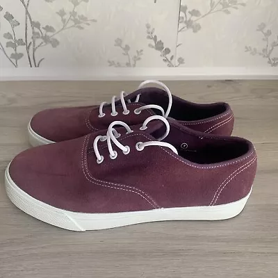 McKenzie Skater/Shoes/Trainers In Burgundy  UK Size 7 • £8.50