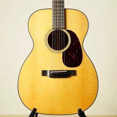 Martin: 00-18 Standard • $3750.20