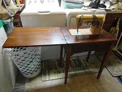 Vintage 1960's Singer Sewing Machine 404 With Fold-Out Cabinet Table • $250