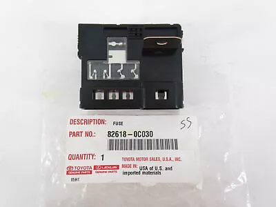 Genuine OEM Toyota 82618-0C030 Fuse Block • $26