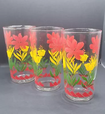 Vtg Swanky Swig Glass Tumblers 5  Red & Yellow Spring Flowers Designs *Set Of 3 • $19.95