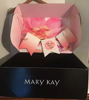 Mary Kay Supply Kit With Many Items Never Used Items See Description • $14.99