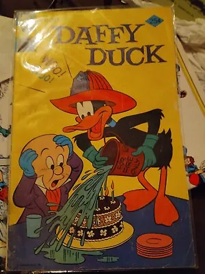 Daffy Duck #97 ~ Oct. 1975~ Gold Key Comics ~  • $2.99