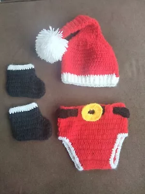 Knitted Baby Santa Suit 6 To 12 Months • £4.50