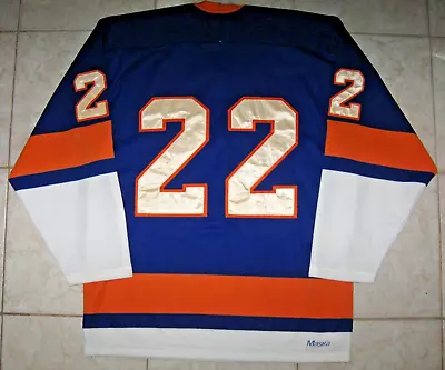 VINTAGE #22 Mike BOSSY New York ISLANDERS Off. Lic. MASKA Jersey Size Men's M • $139