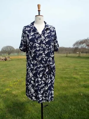 Lightweight Navy Floral Button Through Belted Dress CAPSULE Plus Size 20 BNWOT • £19.50