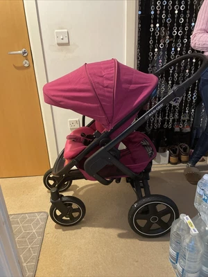 £120 • Buy Pink Maxi-Cosi Nova 4 Wheels Pushchair/ Carrycot (Foldable)