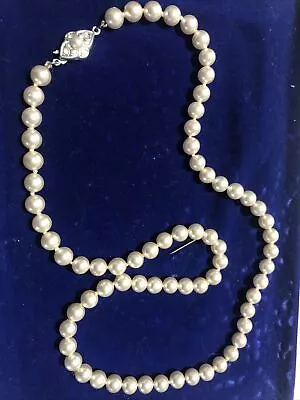 Estate Pearl Faux Vintage Necklace • $31