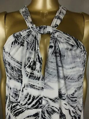 $30 • Buy Witchery Mini Shift Dress  : Keyhole Neckline : Size  8 Small
