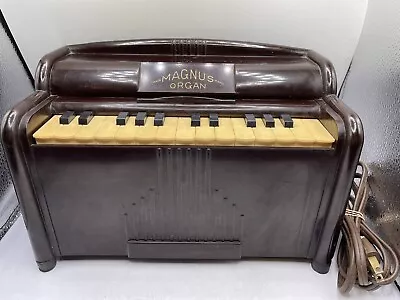 VTG Magnus Tabletop Electric Chord Organ 40s 50s Brown Bakelite Tested Works • $50