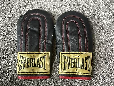 Vintage Everlast 43086 Leather Weighted Speed Bag Training Boxing Gloves Black • $19