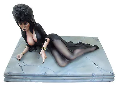 DRF123 Jimmy Flintstone Elvira With Base Resin Model Kit • $59.99