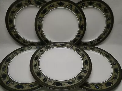 Mikasa Intaglio CAC01 Arabella (6) 11 1/4  Dinner Plates EUC • $49.95