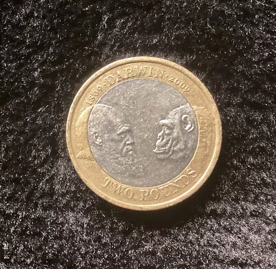 £2 Two Pound Coin - Charles Darwin (2009) • £3