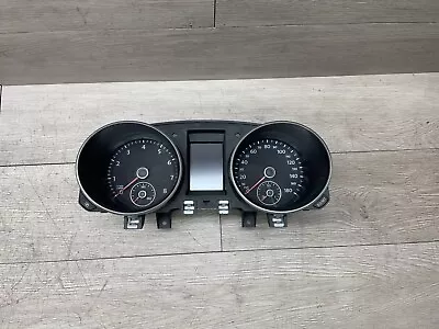 2010-2011 Volkswagen Gti Speedometer Instrument Cluster Gauges Pt# 5K6920 970H • $60