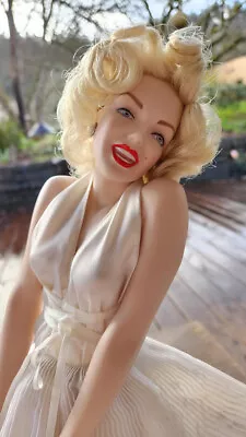 Marilyn Monroe Franklin Heirloom Dolls Porcelain; Seven Year Itch; Good • $55.95