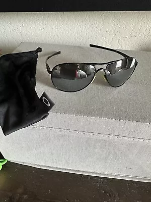 Oakley Plaintiff Sunglasses Ducati Matte Black/Red - Polarized Black Iridium • $100