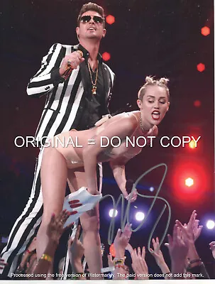 Miley Cyrus - Super Sexy  Hanna Montana - Hand Signed Autographed Photo With Coa • $45