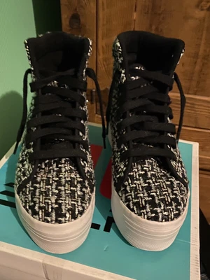 £15 • Buy Jeffrey Campbell JC Play HOMG Tweed Sneakers Size 7