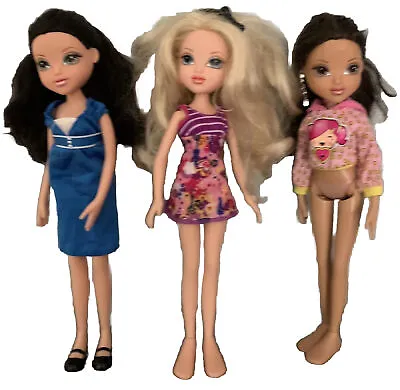 Moxie Girls Fashion Doll Lot Of 3 Dolls Brunette Blonde Ebony Black Hair W Shoes • $18.49