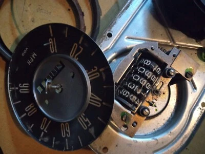 $33.30 • Buy 1968 VW-Type 2- Bay Window Bus Fuel/Speedo Gauges W/ Bezels & Speedo Glass AS IS