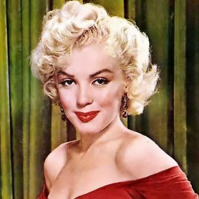 Marilyn Monroe With Her Sexy Red Lips 8x10 Picture Celebrity Print • $3.99