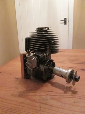 £19.99 • Buy Large Unknown Possibly Zenoah ?  Glow Aero Model Engine