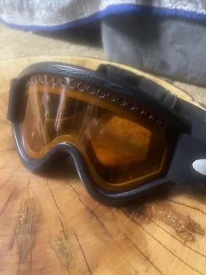 Vintage OAKLEY GOGGLES Black Frame Motocross Ski Snowboard Amber Lens • $19.99