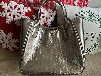Calvin Klein Handbag • £35
