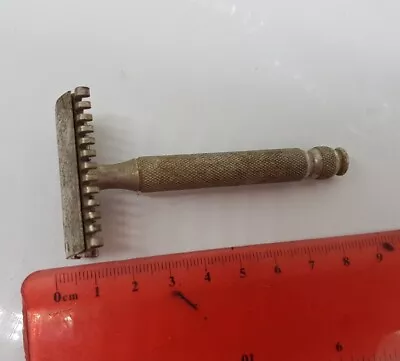 Vintage Metal Empire Safety Razor • $59.95