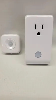 Iris Smart Plug SPG800 & Motion Sensor With Battery - New Out Of Package • $12