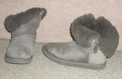 Women's Gray UGG AUSTRALIA Button Bailey Bling Boots  Size 9 • $24.99