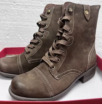 Cobb Hill Brunswick Lace Up Military Style Boot Size 8 Womens In Stone Pierre • $149.99