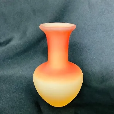 Vintage 4” Pilgrim Glass Hand Blown Amberina Orange Vase Original Label • $12