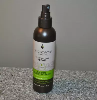 MACADAMIA OIL INFUSED HAIR REPAIR LEAVE IN SPRAY 5 Oz NO TOP NEW • $17.50