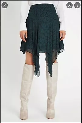 $50 • Buy Sass N Bide Orchid Club Skirt - New Never Used 