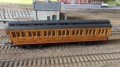 Hornby LNER Rake Of 4 Clerestory Coaches Project. • £9.99