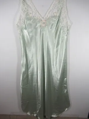 Vintage Val Mode Lingerie Shiny Satin Nightgown Women M Lace Green Sleeveless • $23.99