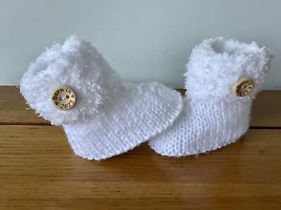 £5.50 • Buy New Unisex White Baby HUG..LY  Booties  BORN IN 2023 0-3 Months  Hand Knitted