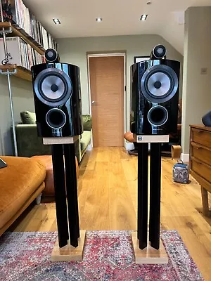 B&W 805 D3 Standmount Speakers  - Black Gloss • £3600