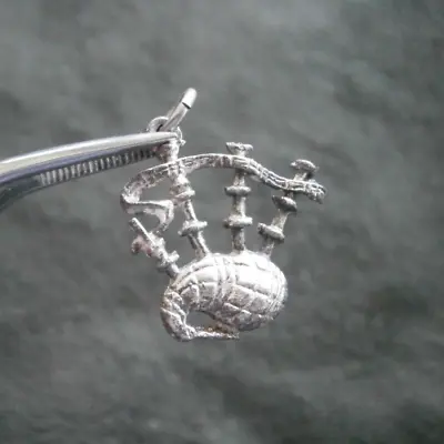 Scottish Highland Bagpipes Vintage 925 Sterling Silver Charm Pendant  2.2g • $12.50