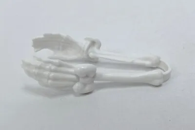 Monster High Design Lab Chamber Create A Monster CAM Tongs Skeleton Hands  • $7.50